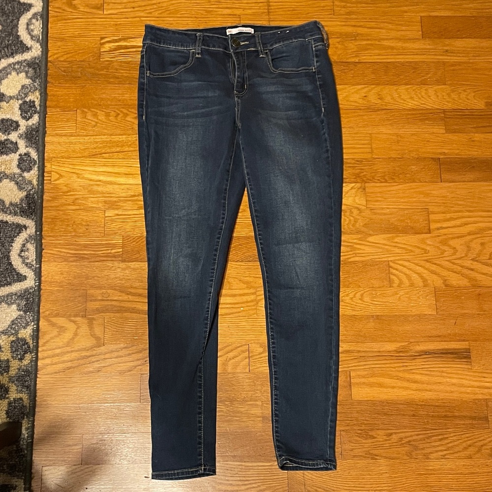 SO Women's Dark Wash Skinny Jeans